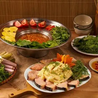 Hình ảnh Lẩu cá tầm lớn