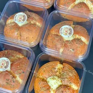 Hình ảnh Bánh mì bơ tỏi phô mai
