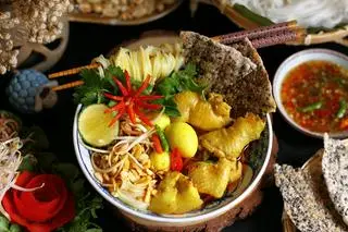 Hình ảnh Mì Quảng gà