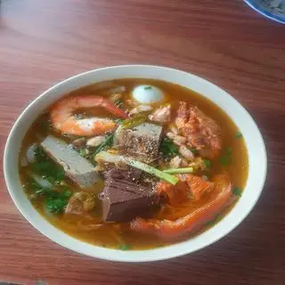 Hình ảnh Bánh canh cua thập cẩm