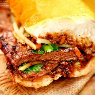 Hình ảnh Bánh mì bò phi lê đặc biệt