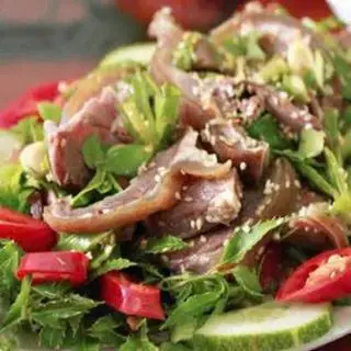 Hình ảnh Dê bóp thấu