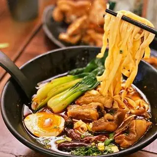 Hình ảnh Mì sườn bò