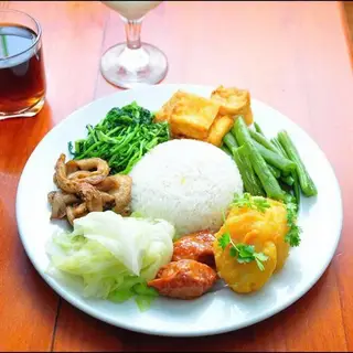 Hình ảnh Cơm chay thập cẩm