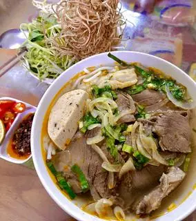 Hình ảnh Bún bò tô thường