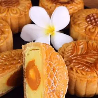 Hình ảnh Đậu xanh sen sầu riêng 1 trứng 200g