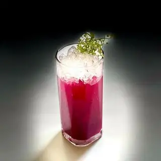 Hình ảnh Trà ổi hồng - thanh long