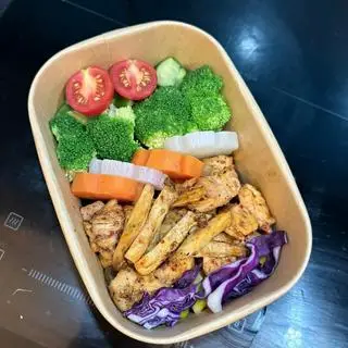 Hình ảnh Cơm Gà Nướng Ngũ Vị