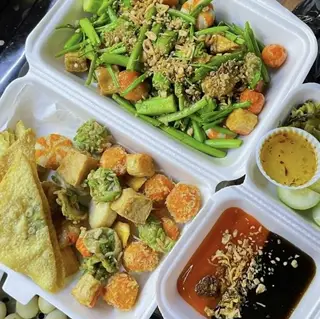 Hình ảnh Combo cá viên chiên nước mắm 200
