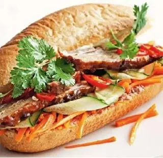 Hình ảnh Bánh mì thịt nướng