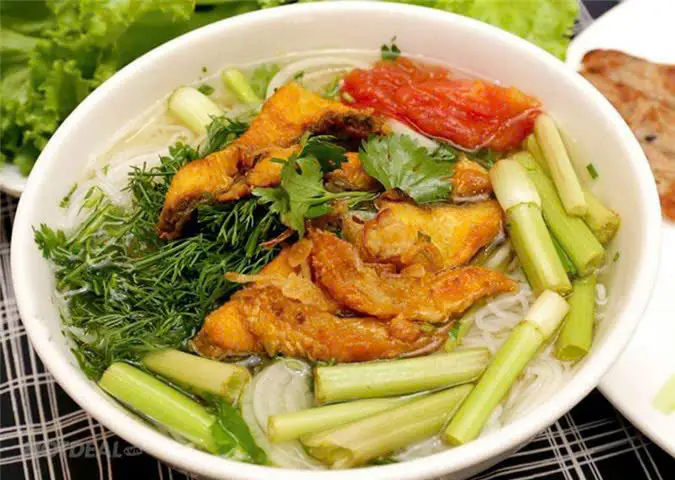 Hình ảnh Bún cá rô chiên