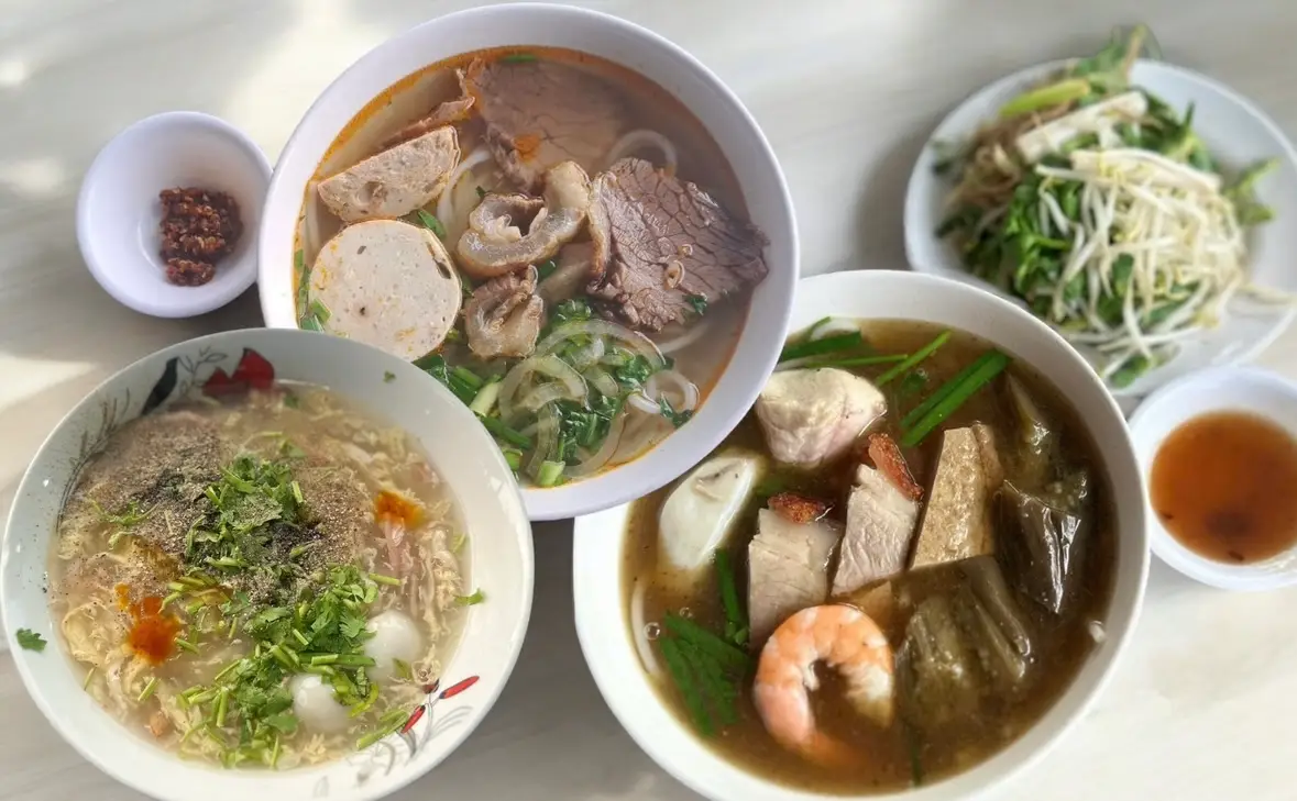 Hình ảnh Bún Mắm Thu - Nguyễn Thái Sơn