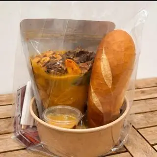 Hình ảnh Phá lấu bò 200g kèm bánh mì hoặc mì gói