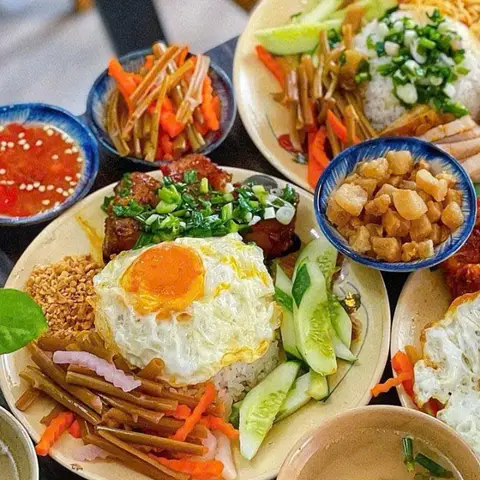 Hình ảnh Cơm Tấm & Cơm Tấm Long Xuyên Cô Loan - Đường M1