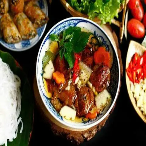 Hình ảnh Bún Chả Hùng Bá - Pháo Đài Láng