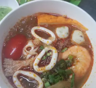 Hình ảnh Miến Thái nước thập cẩm