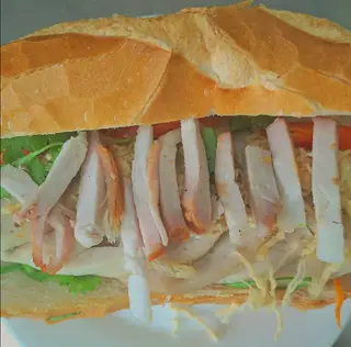 Hình ảnh Bánh mì thập cẩm