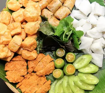 Hình ảnh Bún đậu chả cốm