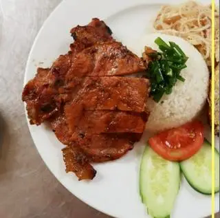 Hình ảnh Cơm sườn - bì