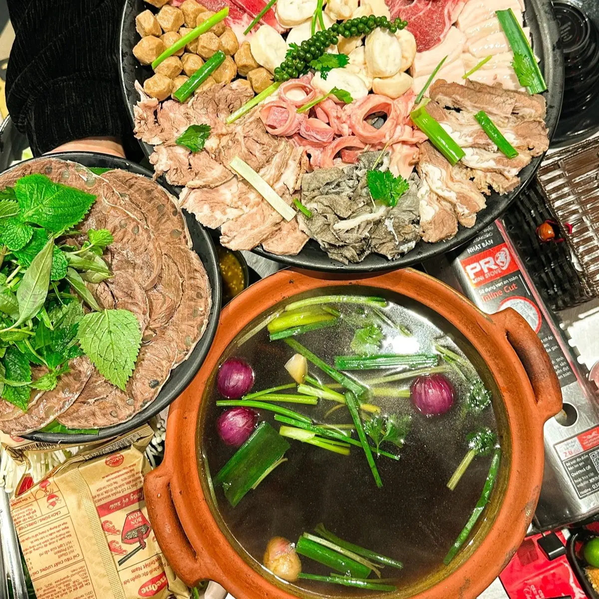 Hình ảnh Thơm Phức Quán - Gà quay nướng & Xôi đặc sản - Tân Kỳ Tân Quý