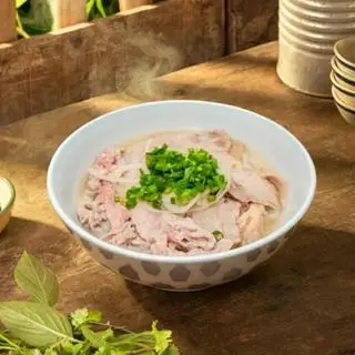 Hình ảnh Phở tái gù bò