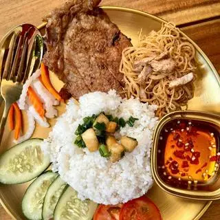 Hình ảnh Cơm sườn bì