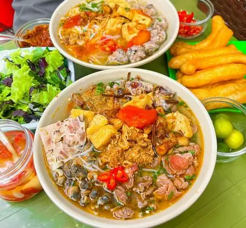 Hình ảnh Bún Riêu, Bún Mọc & Mì Quảng Cô 5 - Lê Văn Thọ