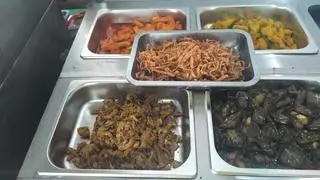 Hình ảnh Cơm chay xào thập cẩm