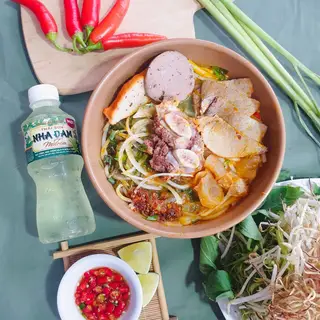 Hình ảnh Combo chất - bún bò đặc biệt - nha đam mát lạnh - yaourt phô mai