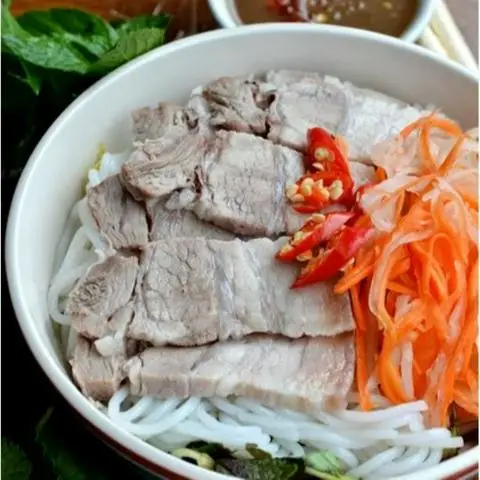 Hình ảnh Tiệm Nhà Bé Mèo - Nguyễn Thị Kiểu
