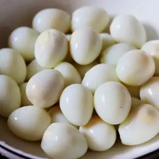 Hình ảnh Trứng cút thêm