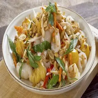 Hình ảnh Gỏi gà phần nhỏ