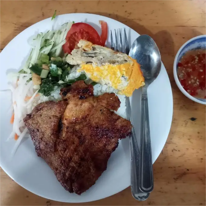Hình ảnh Cơm Mỹ Mỹ - Trần Quốc Tuấn