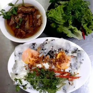 Hình ảnh Bánh cuốn chả nướng thêm trứng