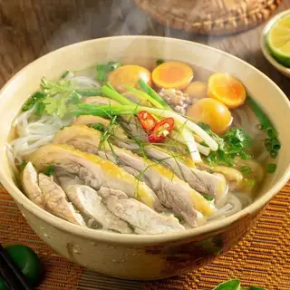 Hình ảnh Phở gà đặc biệt