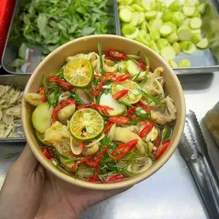 Hình ảnh Chân gà ngâm sả tắc size nhỏ