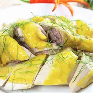 Hình ảnh Gà chặt lá chanh 1/2 con - cháo - gỏi