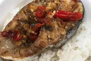 Hình ảnh Cơm cá hú kho tiêu