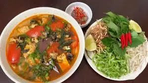 Hình ảnh Bún riêu cua - chả - ốc
