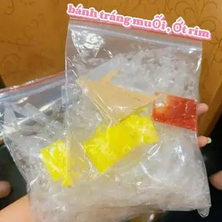 Hình ảnh Bánh tráng bơ muối ớt rim