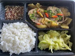 Hình ảnh Cơm cá ngừ kho