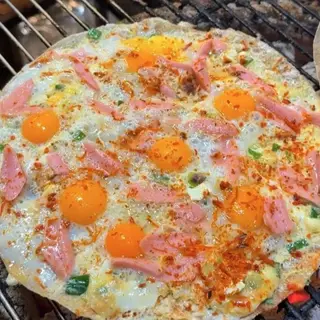 Hình ảnh Bánh tráng nướng lòng đào