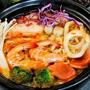 Hình ảnh Mì cay hải sản