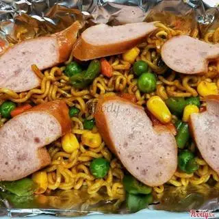 Hình ảnh Mì xúc xích