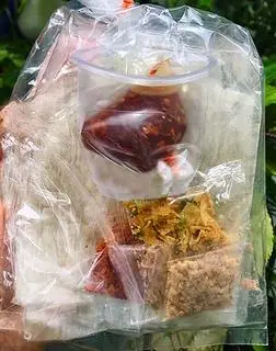 Hình ảnh Bánh tráng chấm me