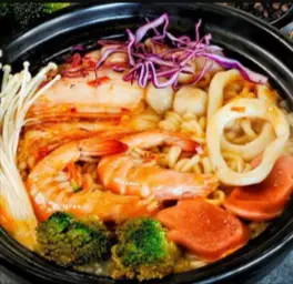 Hình ảnh Mì cay thập cẩm