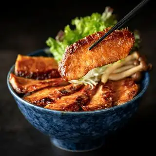 Hình ảnh Cơm má heo thượng hạng