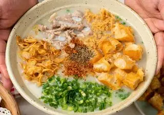 Hình ảnh Cháo sườn quẩy ruốc