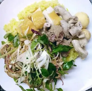 Hình ảnh Gỏi lòng gà - trứng non kèm cơm hoặc cháo
