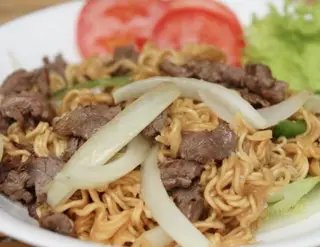 Hình ảnh Mì xào bò